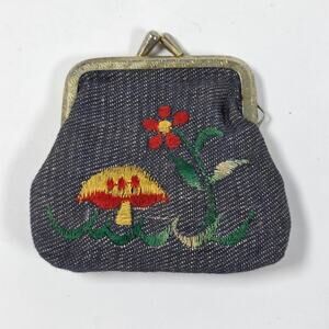 Vintage Coin Purse Embroidered Floral Mushroom Kisslock Small Pouch 3x3